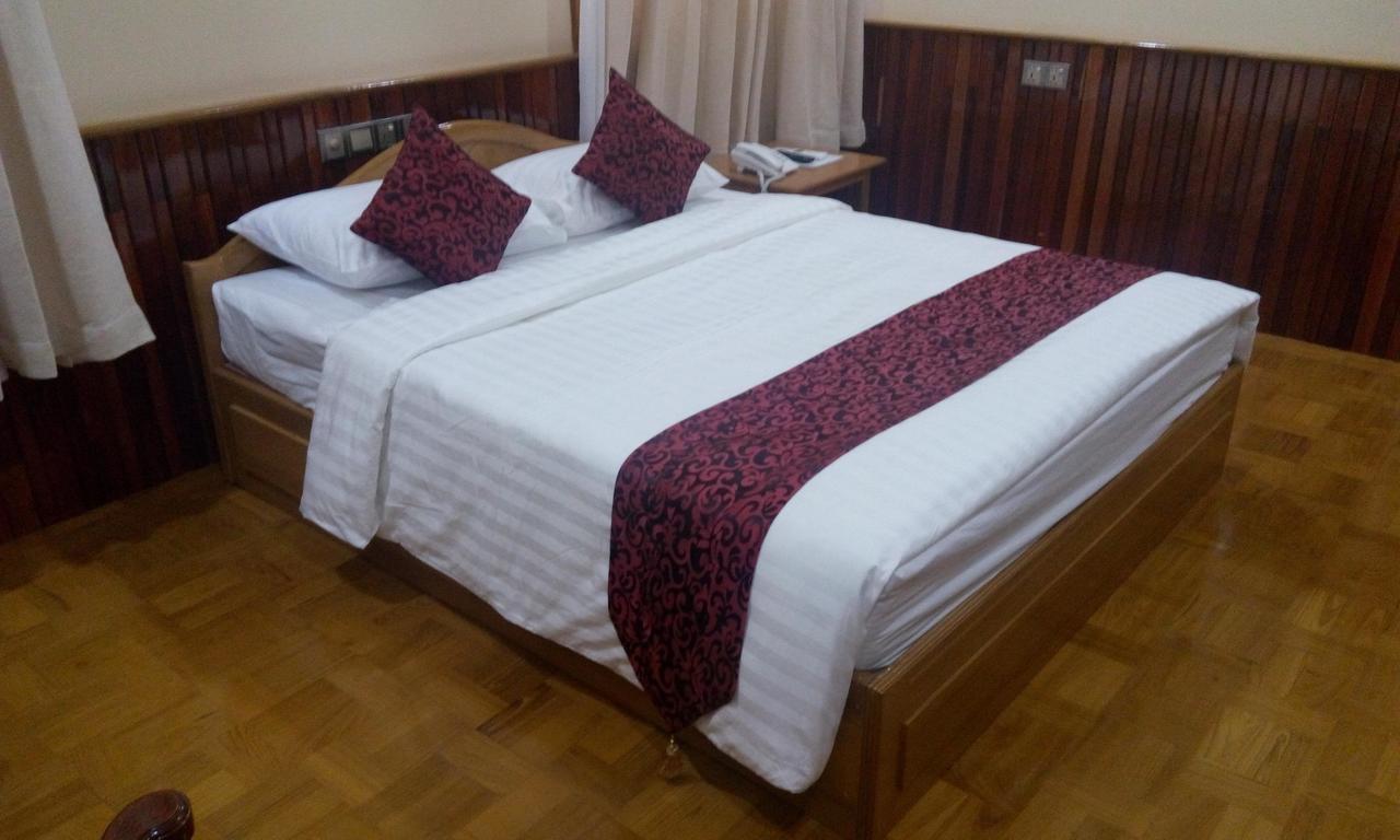 Hotel Juno Pakokku Zimmer foto